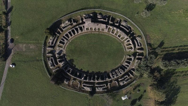 Gaetano Savatteri racconta la Guida di Repubblica Le Strade dell’Archeologia: “Un patrimonio a portata di mano”