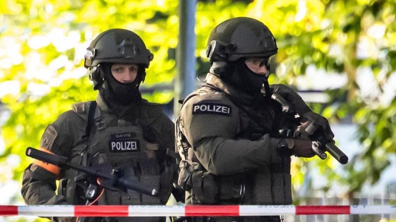 Sparatoria al rave in Svizzera, uccisa italiana di 22 anni: c’è anche la pista terrorismo