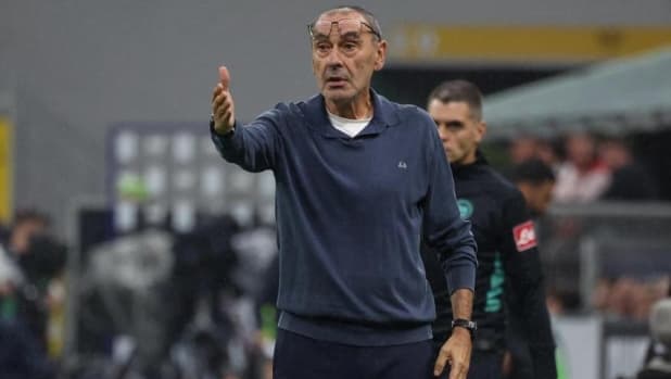 Sarri contro Chiffi e Rabiot: "Ho scoperto che si può mandare affan... l'arbitro. Ma se lo faccio io mi cacciano"
