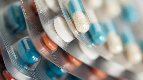 In Italia troppi antibiotici, aumenta la resistenza dei batteri. L'Ocse: "Ridurre prescrizioni"