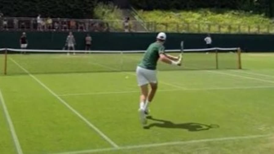 Sinner, che energia! Jannik affronta così l'ultimo allenamento prima dell'esordio a Wimbledon