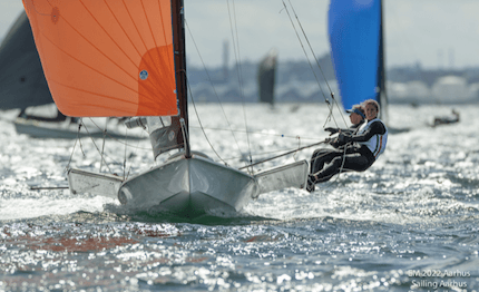 2022 Campionati Europei 49er, 49erFX, Nacra 17: tre in top ten Nacra e doppia coppia in Gold Fleet per i 9er