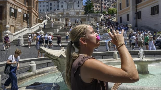 Emergenza caldo: 17 città da bollino rosso, scattano i blackout e il decreto lavoro