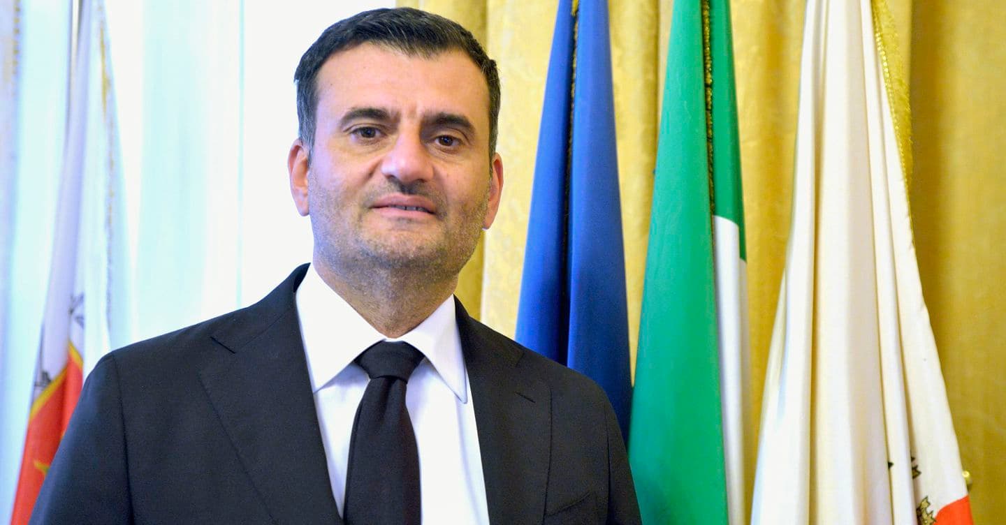 Puglia, a un mese e mezzo dalle elezioni la giunta regionale ancora non c’è: ecco perché