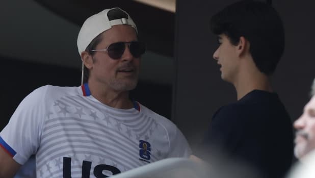 Brad Pitt: "Vi insegno io a simulare, ma non a Neymar: a lui faccio vedere come non esagerare"