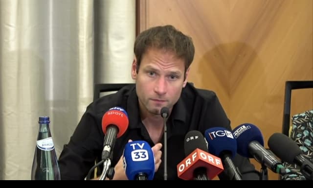 Doping, Schwazer cambia linea: chiede le controanalisi e rinuncia alla "terza provetta"