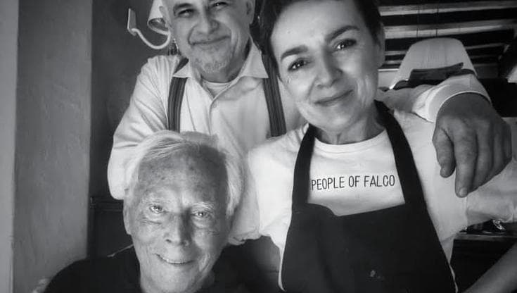 Funerale di Armani a Rivalta. “L’ultima volta venne a mangiare i tortelli, qui festeggiò i 70 anni”