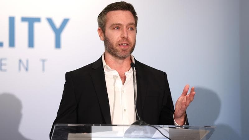 Stephen Markley: “Petrolio e gas hanno distrutto il pianeta. Il Diluvio si avvicina”