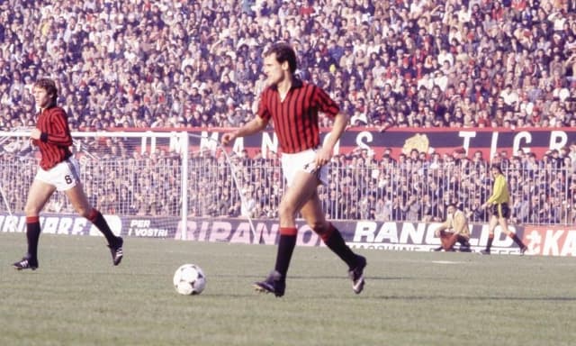 Walter De Vecchi: "Baresi mi ha insegnato tanto. Ho giocato con Maradona, ma Platini era più forte"