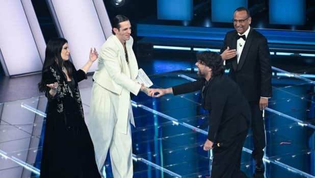 Sanremo 2026, ecco la classifica della seconda serata. I migliori 5: conferma solo per Fedez-Masini