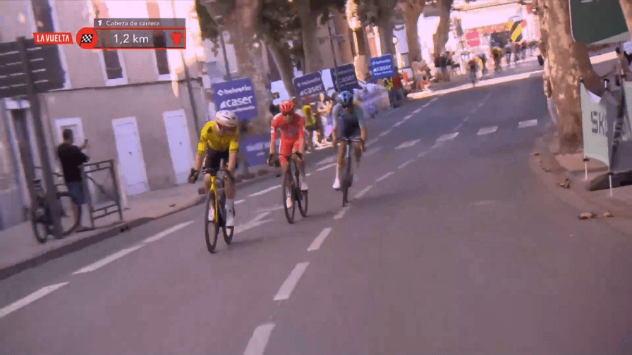 Pogacar-Van Aert, scintille nel finale: gli highlights della seconda tappa