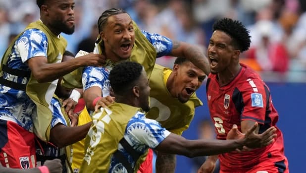Uruguay-Capo Verde, le pagelle: Pina e il suo gol storico da 6,5. Disastro Olivera, 4