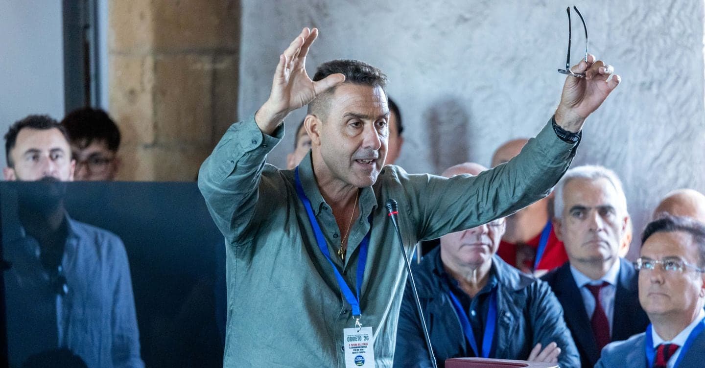 Vannacci a La Russa: alleanze a ridosso delle elezioni. L’abraccio con l’Afd: programmi simili