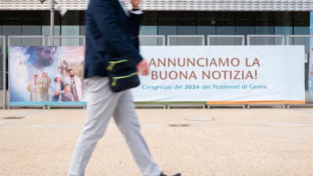 Testimoni di Geova: cambiamenti nelle regole sulle trasfusioni di sangue