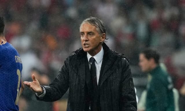 Mancini: "Alti e aggressivi, grande partita". Pio: "Il gol è per mia nonna, vive giorni difficili"