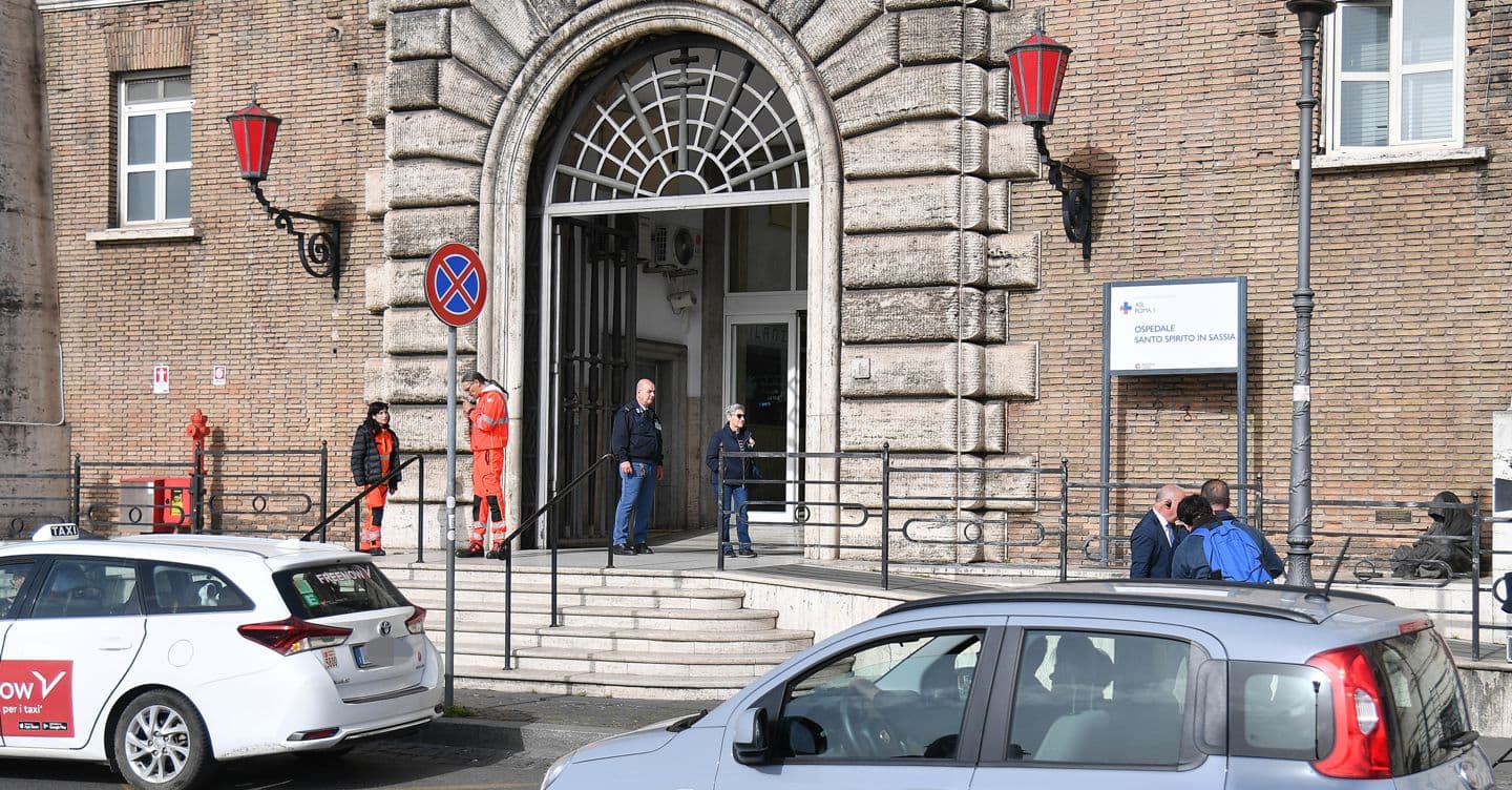 Mattarella dimesso dall’ospedale torna al Quirinale