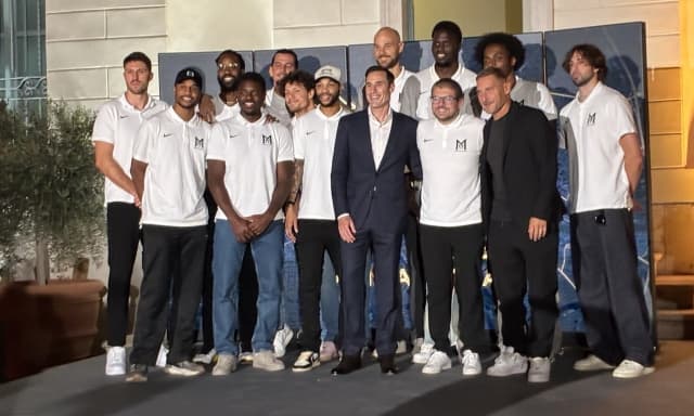 Totti e il basket: "Io, l'Nba, il derby di Roma con la Bc. Ma noi della Maxima 'semo' maggioranza"