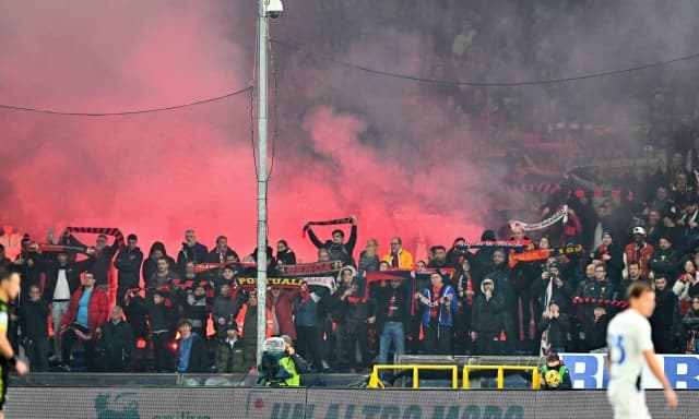 Samp in C? Esplode la festa del tifo genoano: in città fuochi d'artificio e cori