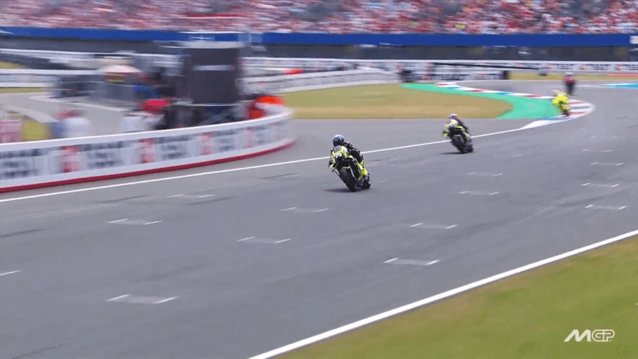 Show di Raul Fernandez, crollo Martin: gli highlights della Sprint Assen