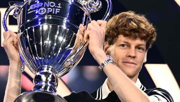 Tomba, Spalletti, Baresi, Jacobs e... I messaggi dei campioni per il mito Sinner