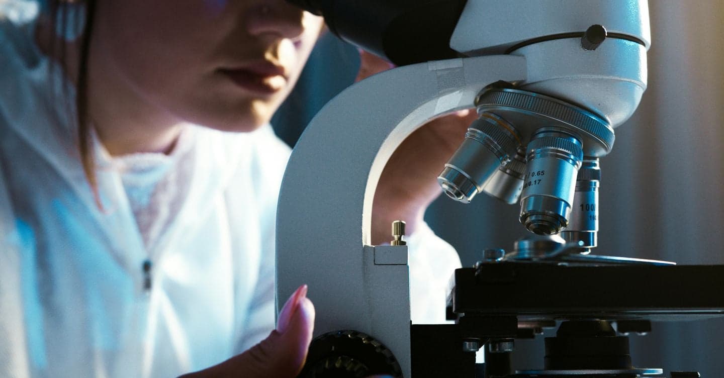 Papilloma virus: con il vaccino 3mila decessi in meno ma per 7 genitori su 10 è inutile