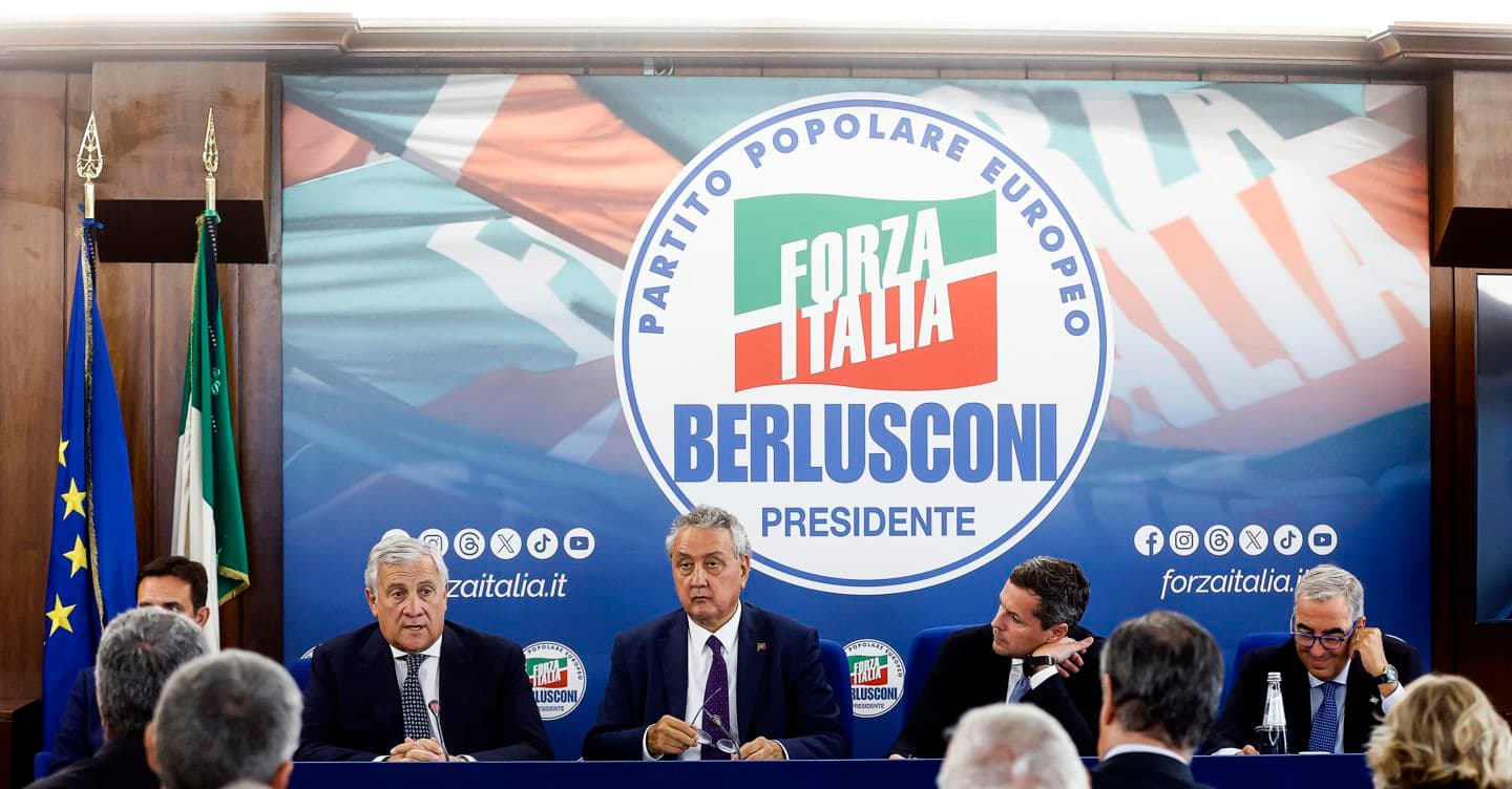 La nuova Forza Italia apre la caccia al centro e ai cattolici. E nel pantheon spunta il giovane santo Carlo Acutis