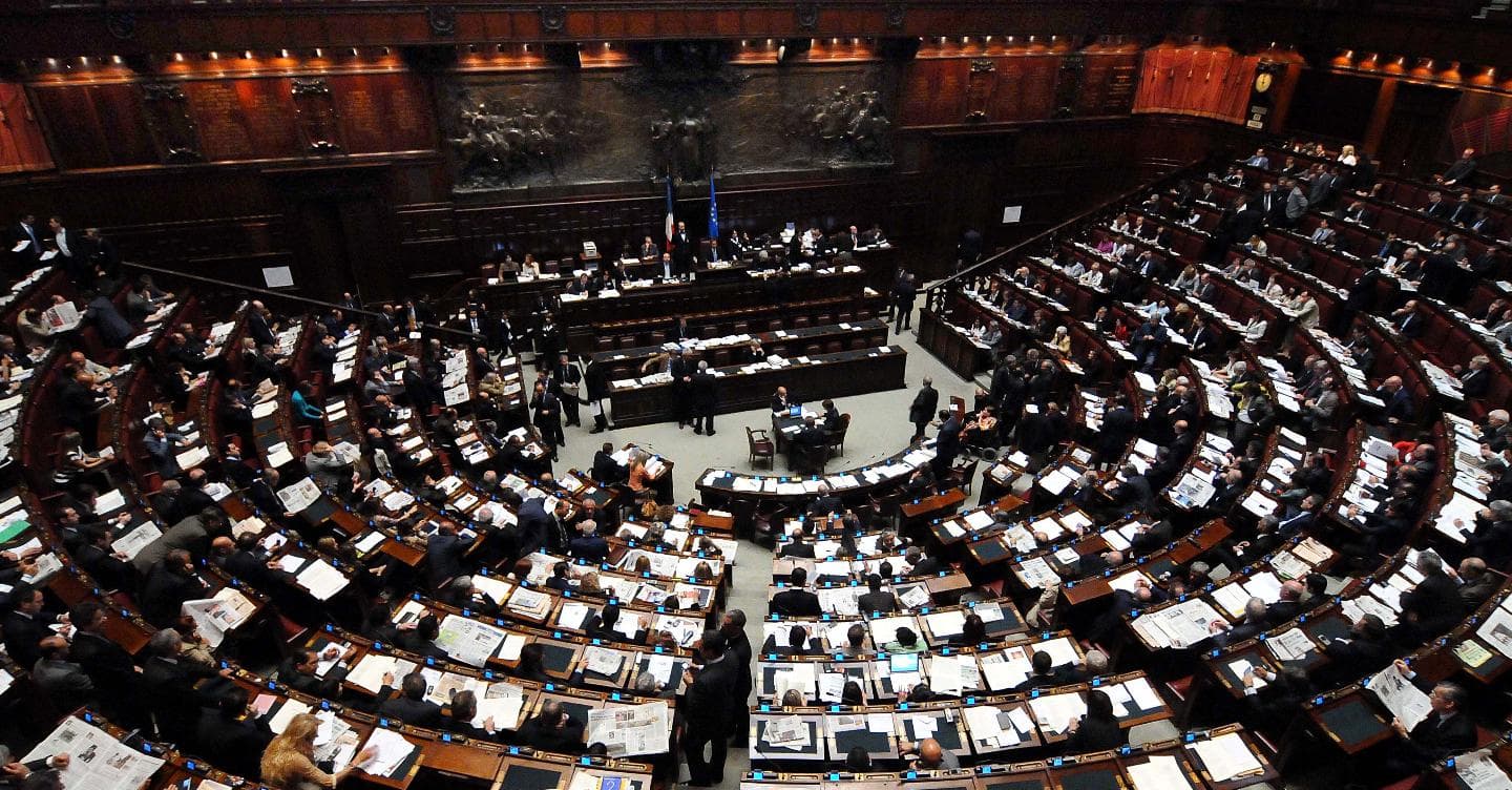 Parlamento, in 2 anni 52 cambi di casacca: ecco tutti i passaggi di gruppo
