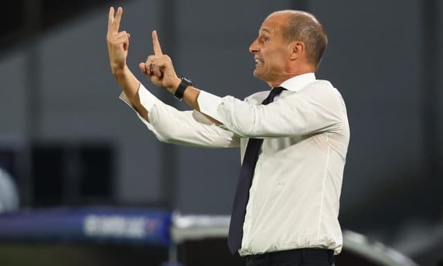 "Presi a pallonate, altro che convincenti", "Se non c'era Meret...": Napoli, cresce il partito anti-Allegri