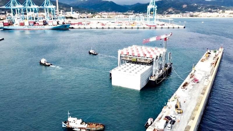 Arresti e sequestri per caporalato nel cantiere della Diga: i 42 operai sfruttati e la denuncia Cgil
