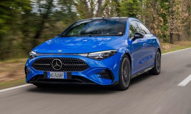 Mercedes Cla ibrida: la prova dell'ammiraglia compatta votata all'efficienza