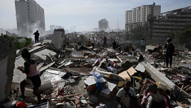 Terremoto in Venezuela: almeno 235 morti, migliaia i dispersi, si teme una catastrofe umanitaria