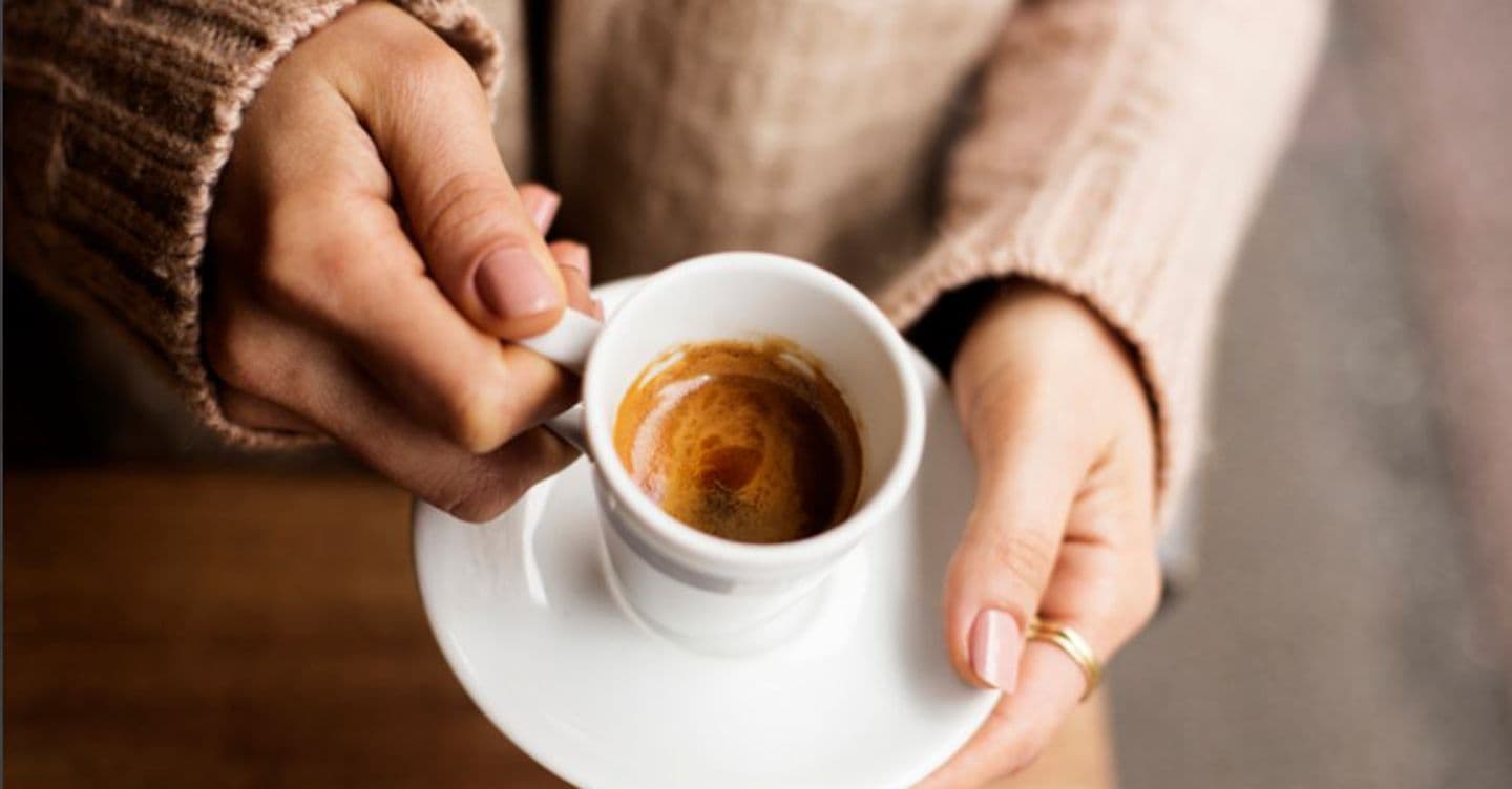 Processo al caffè: fa male alla salute? Bevanda assolta perché “non pericolosa”, ma meglio solo tre al giorno