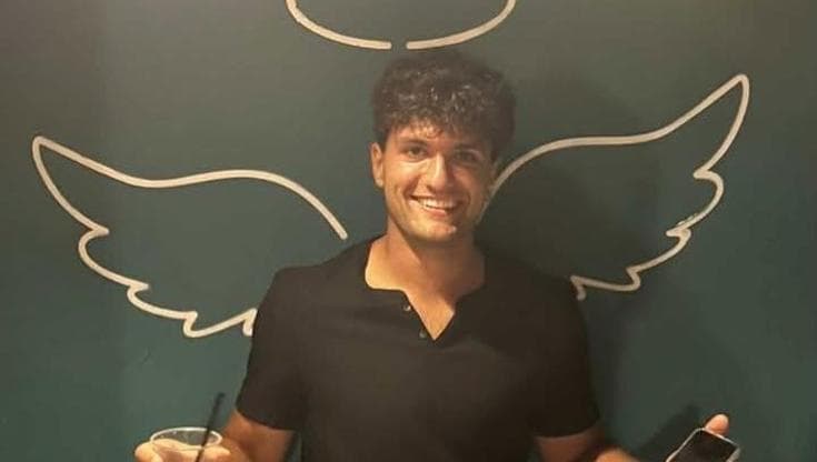 Portovenere, l’autopsia: Sebastiano forse ferito dall’elica del gommone. Due nuovi indagati