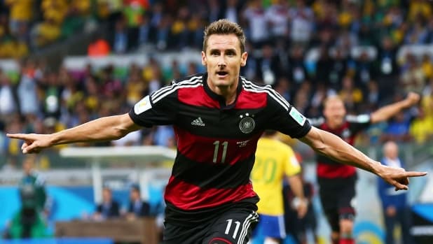 Klose: "Il record di gol? Felice che lo abbia battuto proprio Messi"