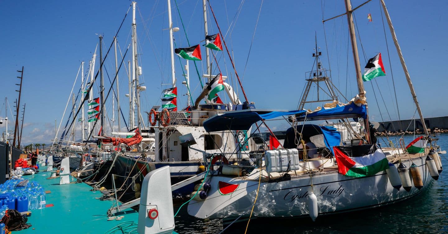 Flottilla per Gaza, quattro parlamentari italiani a bordo. Il caso degli aerei israeliani a Sigonella