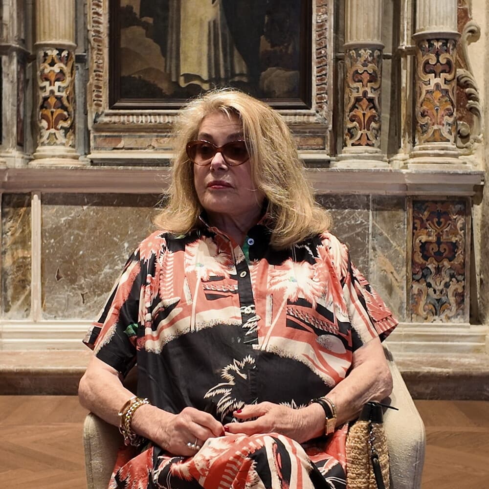 Deneuve a Taormina: “Amo tutto dell'Italia, tranne la politica”