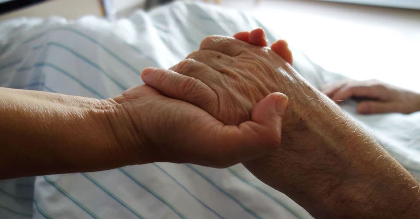 Il fine vita è un diritto solo per un italiano su quattro e la legge nazionale è un rebus