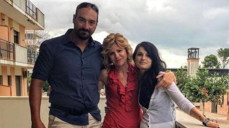 La salvò dal terremoto dell’Aquila, ora sarà il suo testimone di nozze: “È il mio fratello d’anima”