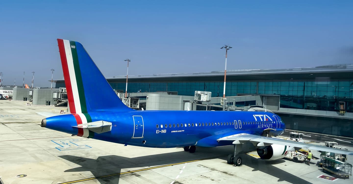 Scioperi nel trasporto aereo, il ministro Salvini precetta e i sindacati spostano l’agitazione: stop il 26 febbraio per Ita Airways e EasyJet