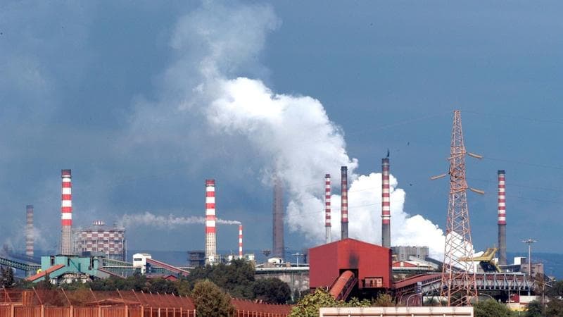 Ex Ilva, passi avanti su occupazione e forni