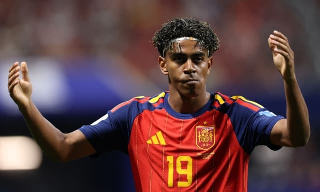 Spagna-Uruguay: c'è un duello da Clásico che vale il primo posto nel girone