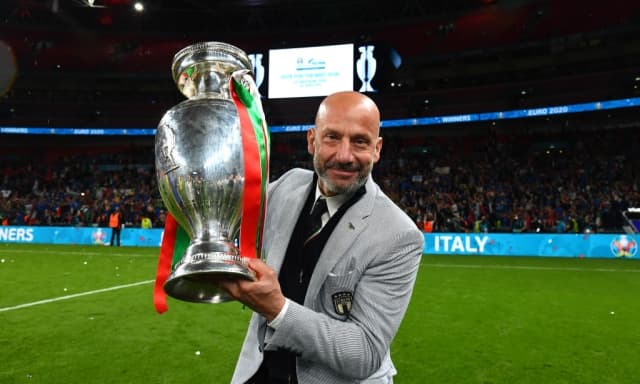 Zola, Wise e Mauro insieme per ricordare Vialli