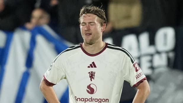 Era un "Rembrandt", alla Juve costò 75 milioni e ora Douvikas lo umilia: De Ligt, calvario senza fine