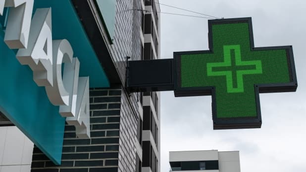 Farmacie aperte a Ferragosto 2026, da Roma a Milano, da Firenze a Palermo e Bari