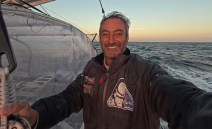 Global Solo Challenge: Andrea Mura passa l'Equatore