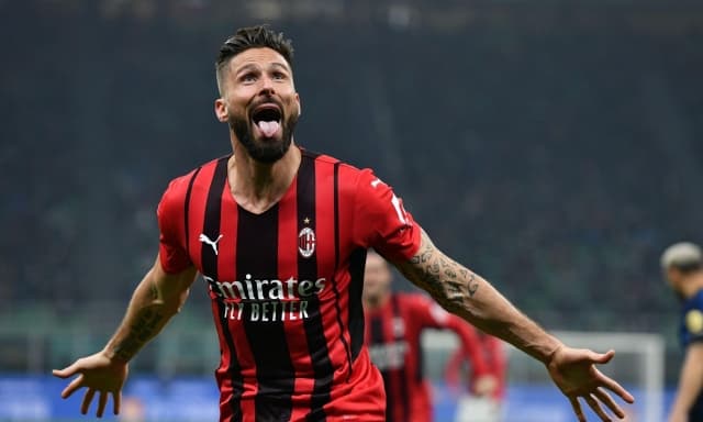 Giroud ha deciso, non si girerà più: "Mi godo ogni momento, è la mia ultima stagione"