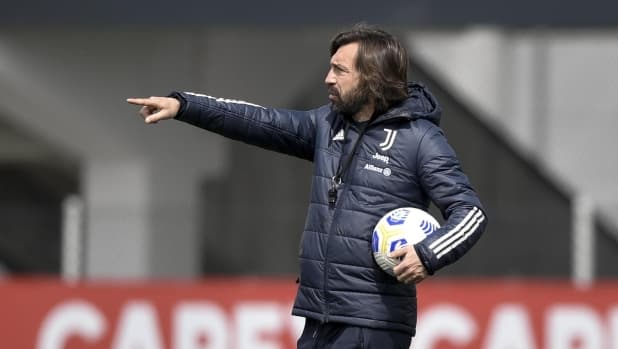 Nessun modulo fisso, libertà sulla trequarti, possesso e riaggressione: Pirlo allena così