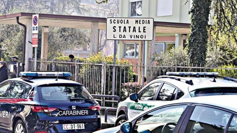 Valditara visita la prof accoltellata dall’alunno 13enne a Trescore: “Le mancano i suoi studenti”