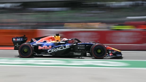 LIVE F1 Malesia, riparte la caccia alla Mercedes. In corso libere 1: Verstappen al comando