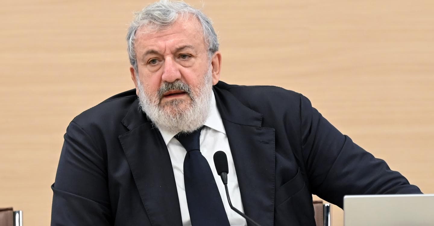 Autonomia, la Puglia impugna la legge. Emiliano: «Lese competenze Regioni»